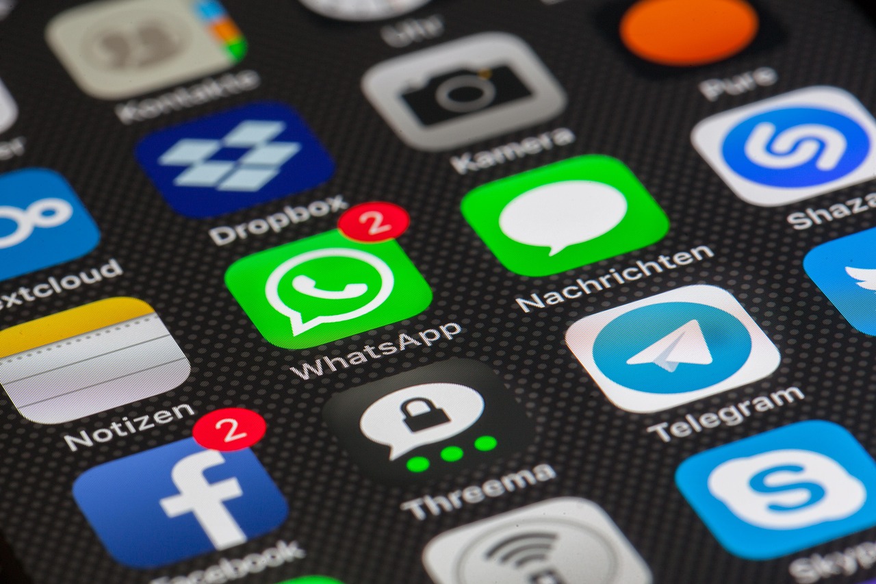 Elvedon Social Media - helping local businesses grow online